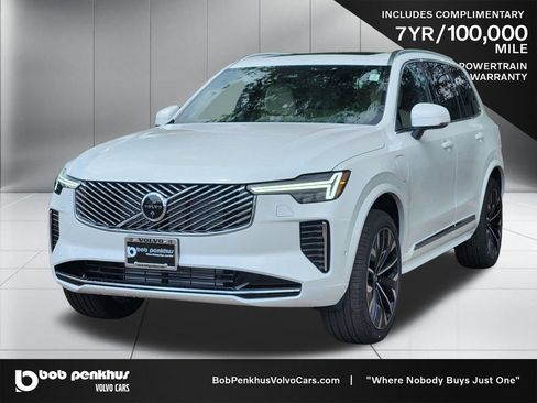 New 2026 Volvo XC90 T8 Plus w/ Protection Package Premier AWD/4WD image 23