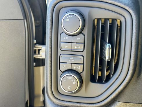 New 2026 Chevrolet Silverado 1500 Custom w/ LPO, Dark Essentials Package AWD/4WD image 25