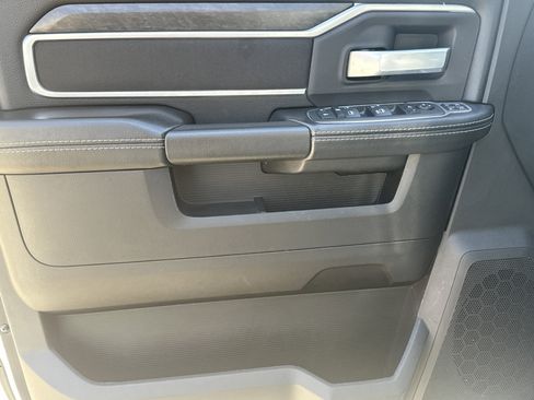 Used 2024 RAM 2500 Big Horn image 10