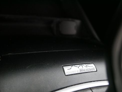 Used 2014 Ford Fusion SE w/ Equipment Group 202A image 29