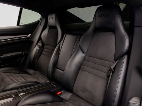Used 2015 Porsche Panamera GTS AWD/4WD image 39