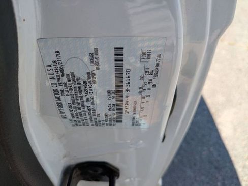 Used 2003 Ford Mustang Convertible image 21