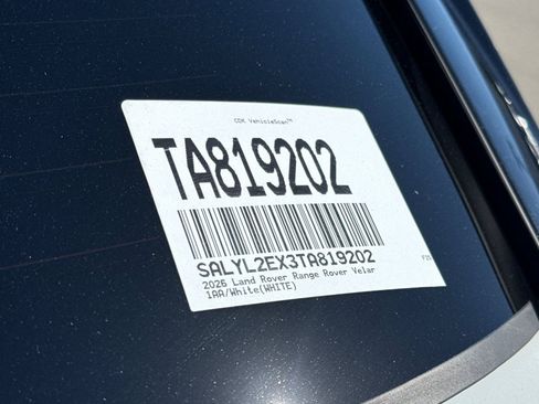 Used 2026 Land Rover Range Rover Velar Dynamic SE image 35