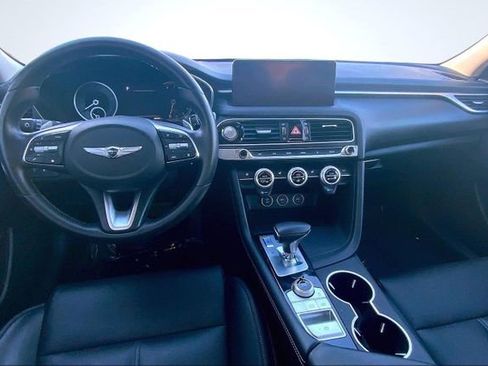 Used 2023 Genesis G70 2.0T image 15