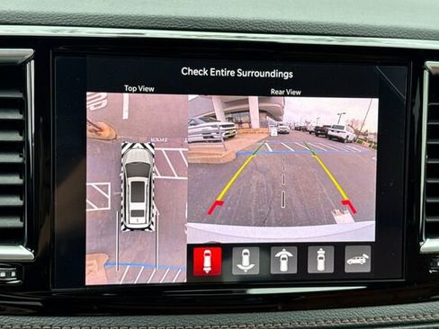 New 2026 Chrysler Pacifica Pinnacle image 19