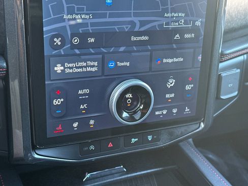 Used 2024 Ford Expedition Max Limited image 26