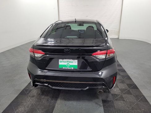 Used 2021 Toyota Corolla SE image 7