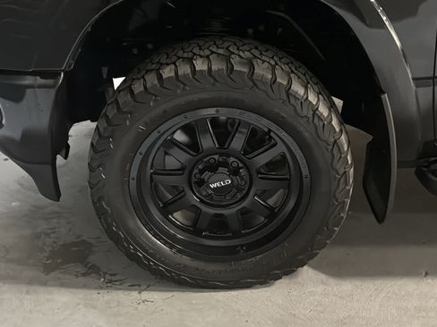 Used 2021 RAM 1500 Laramie AWD/4WD image 8