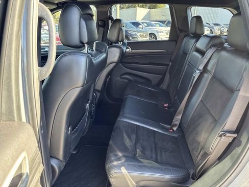 Used 2021 Jeep Grand Cherokee Laredo X image 14