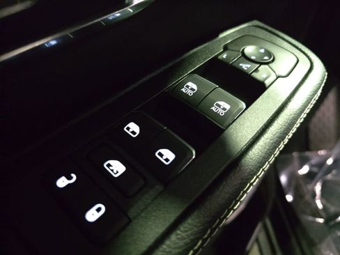 New 2026 RAM 1500 Laramie image 28