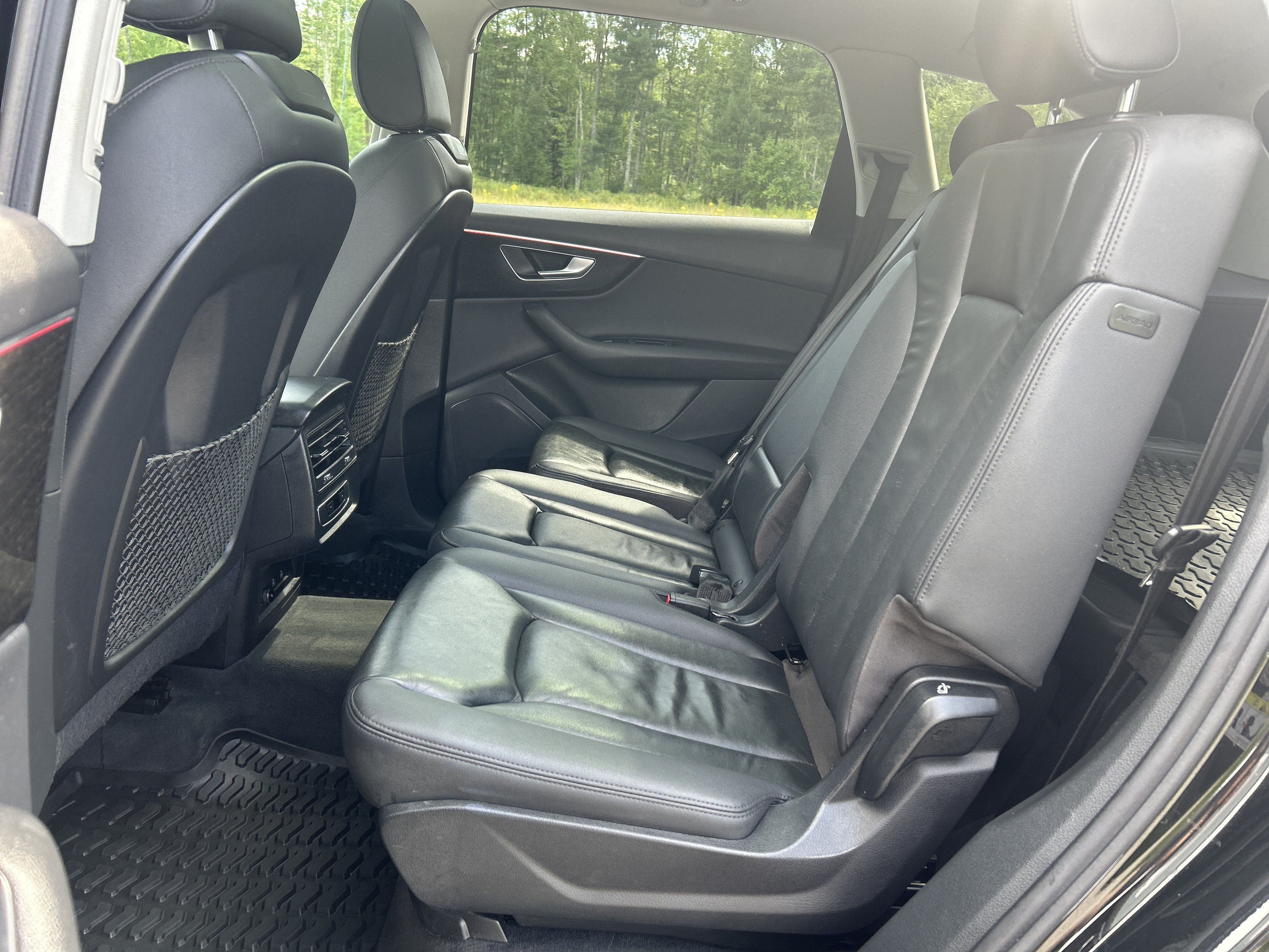 Used 2022 Audi Q7 3.0T Premium w/ Convenience Package AWD/4WD image 16