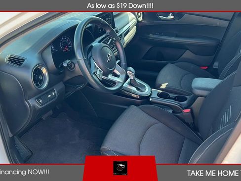 Used 2019 Kia Forte S w/ S Premium Package FWD image 13