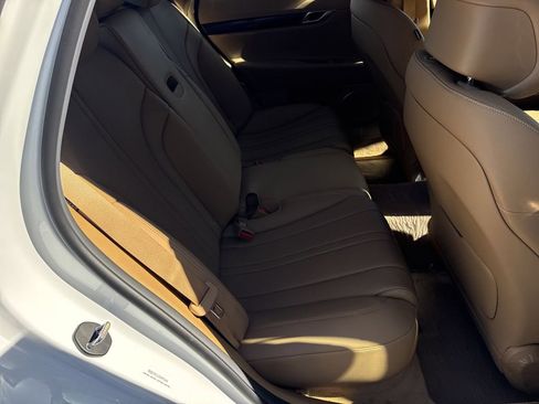 New 2026 Genesis G80 2.5T image 15