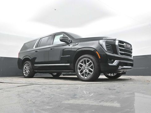 New 2026 GMC Yukon XL Elevation image 41
