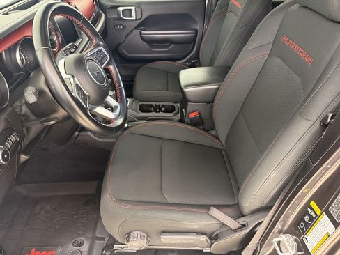 Used 2021 Jeep Wrangler Unlimited Rubicon AWD/4WD image 5