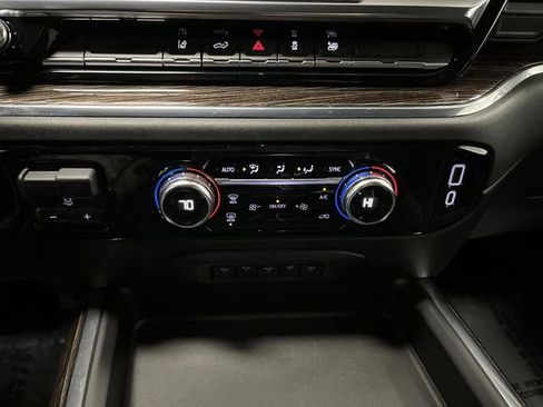 Used 2024 GMC Sierra 2500 SLE w/ SLE Convenience Package image 19