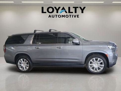 Used 2022 Chevrolet Suburban High Country AWD/4WD image 6