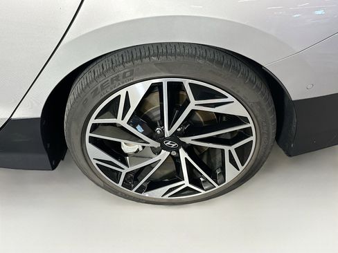 Used 2023 Hyundai Ioniq 6 Limited RWD image 11