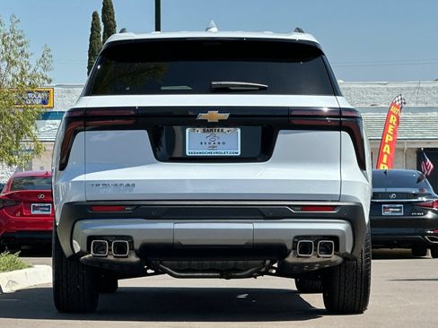 New 2026 Chevrolet Traverse LT w/ Enhanced Driving Package FWD image 5