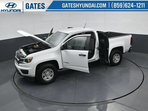 Used 2018 Chevrolet Colorado W/T w/ WT Convenience Package RWD image 47