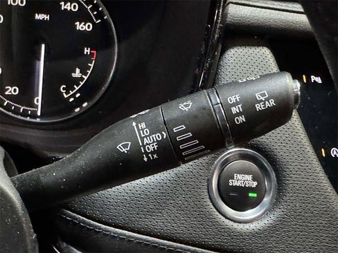 Used 2022 Cadillac XT5 Premium Luxury image 24