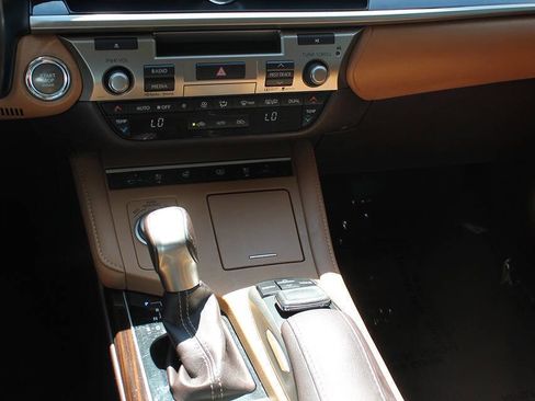 Used 2016 Lexus ES 350 image 32