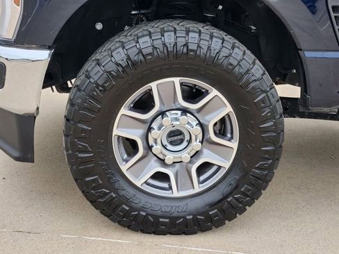 Used 2024 Ford F250 Lariat AWD/4WD image 17