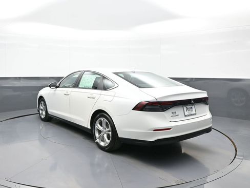 Used 2023 Honda Accord LX image 8