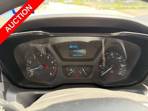 Used 2018 Ford Transit 250 148 Medium Roof RWD image 9