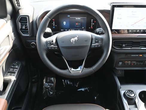 New 2026 Ford Bronco Sport Outer Banks AWD/4WD image 19