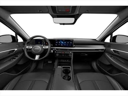 Used 2025 Hyundai Sonata SEL image 3