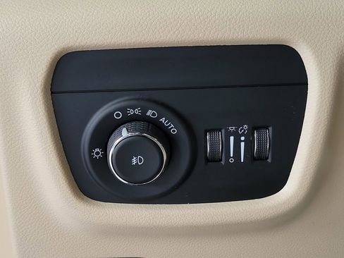 New 2026 Jeep Grand Cherokee Limited RWD image 20