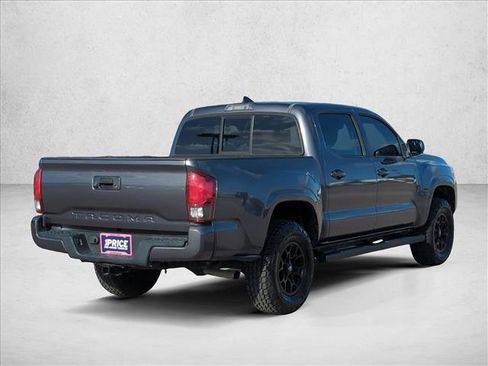 Used 2018 Toyota Tacoma SR w/ SR Convenience Package image 5