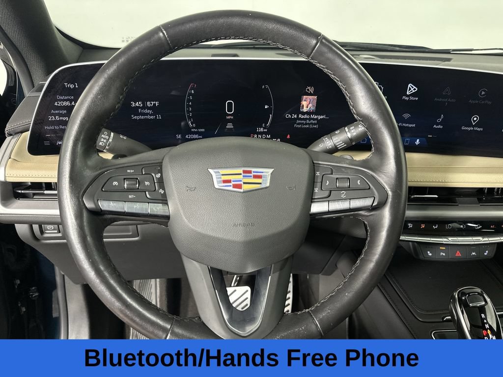 Used 2024 Cadillac XT4 Luxury w/ Cold Weather Package AWD/4WD image 14