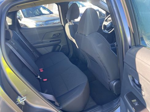 Used 2025 Nissan Kicks S image 31