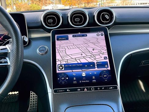 Used 2024 Mercedes-Benz C 300 4MATIC Sedan image 6