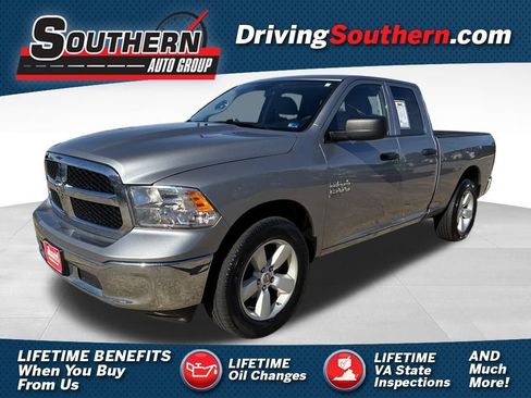 Used 2024 RAM 1500 Classic SLT image 1