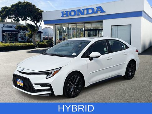 Used 2024 Toyota Corolla SE w/ SE Package FWD image 1