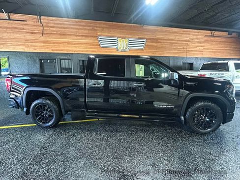 Used 2024 GMC Sierra 1500 Pro w/ Graphite Edition AWD/4WD image 2