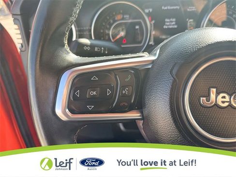 Used 2018 Jeep Wrangler Unlimited Sahara w/ Safety Group image 32