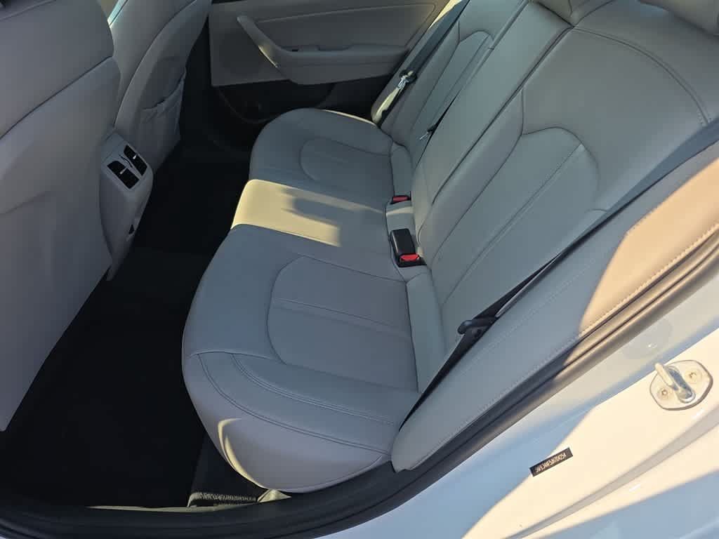 Used 2018 Hyundai Sonata Limited FWD image 16