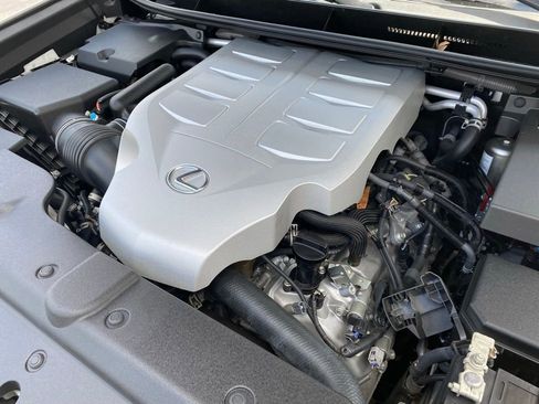 Used 2021 Lexus GX 460 Premium w/ Premium Package AWD/4WD image 13