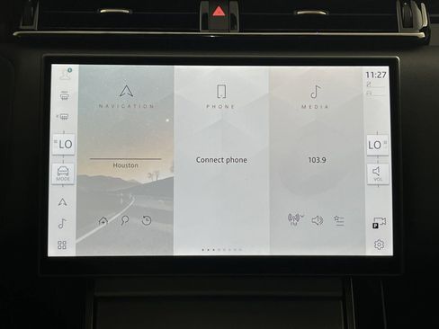 New 2025 Land Rover Range Rover Velar S image 23