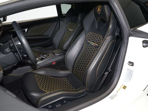 Used 2019 Lamborghini Huracan LP 580-2 RWD image 8