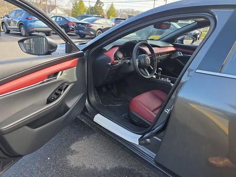 New 2026 MAZDA MAZDA3 2.5 S Hatchback w/ Premium Pkg FWD image 11