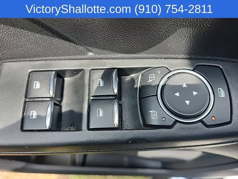 Used 2022 Ford Escape SEL w/ Technology Package FWD image 23