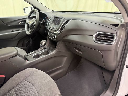 Certified 2024 Chevrolet Equinox LT FWD image 27