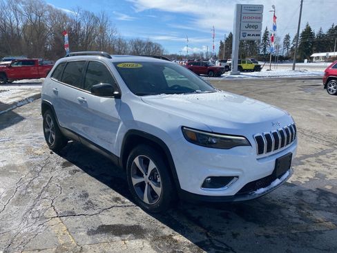 Used 2022 Jeep Cherokee Limited image 7