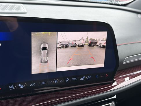 New 2026 Chevrolet Traverse RS image 22