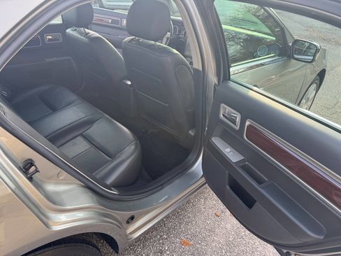 Used 2008 Lincoln MKZ image 14
